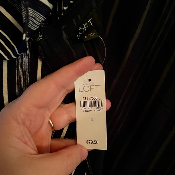 NWT Ann Taylor Loft navy blue jumpsuit size 4 - Picture 6 of 8